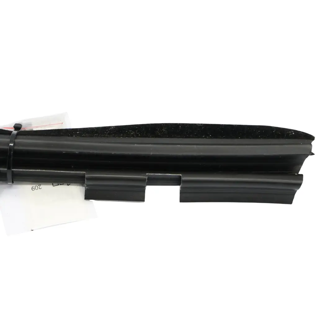 Volkswagen Golf 1K Front Door Window Seal Inner Gasket Right O/S - SKU 1K6839472E - Part number 1K6839472E