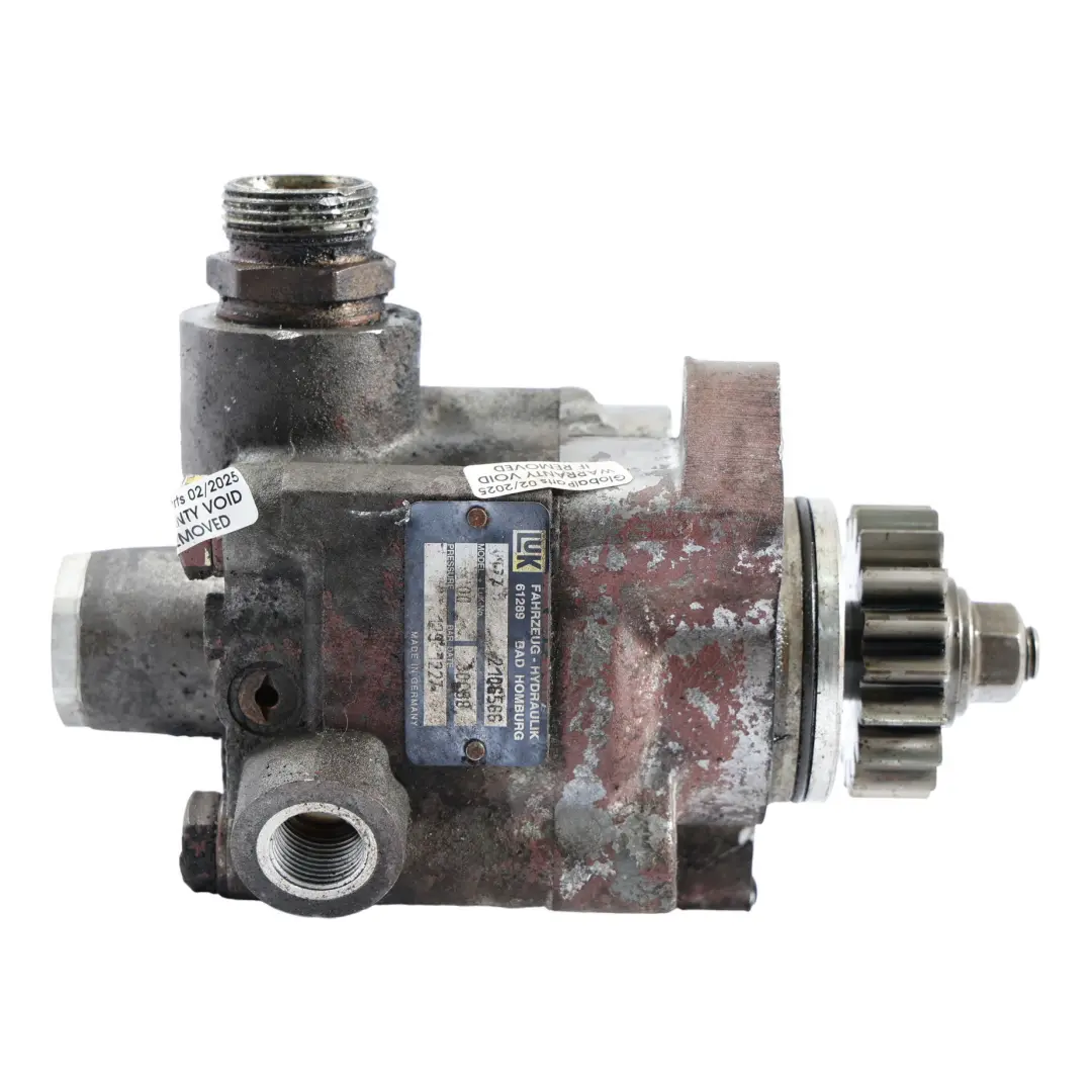 85CF 85.430 XF Hydraulische Servo Lenkungs Pumpe für DAF mit Teilenummer 2106566 DAF 85CF 85.430 XF Hydraulische Servo Lenkungs Pumpe - SKU 2106566 - Teilenummer 2106566