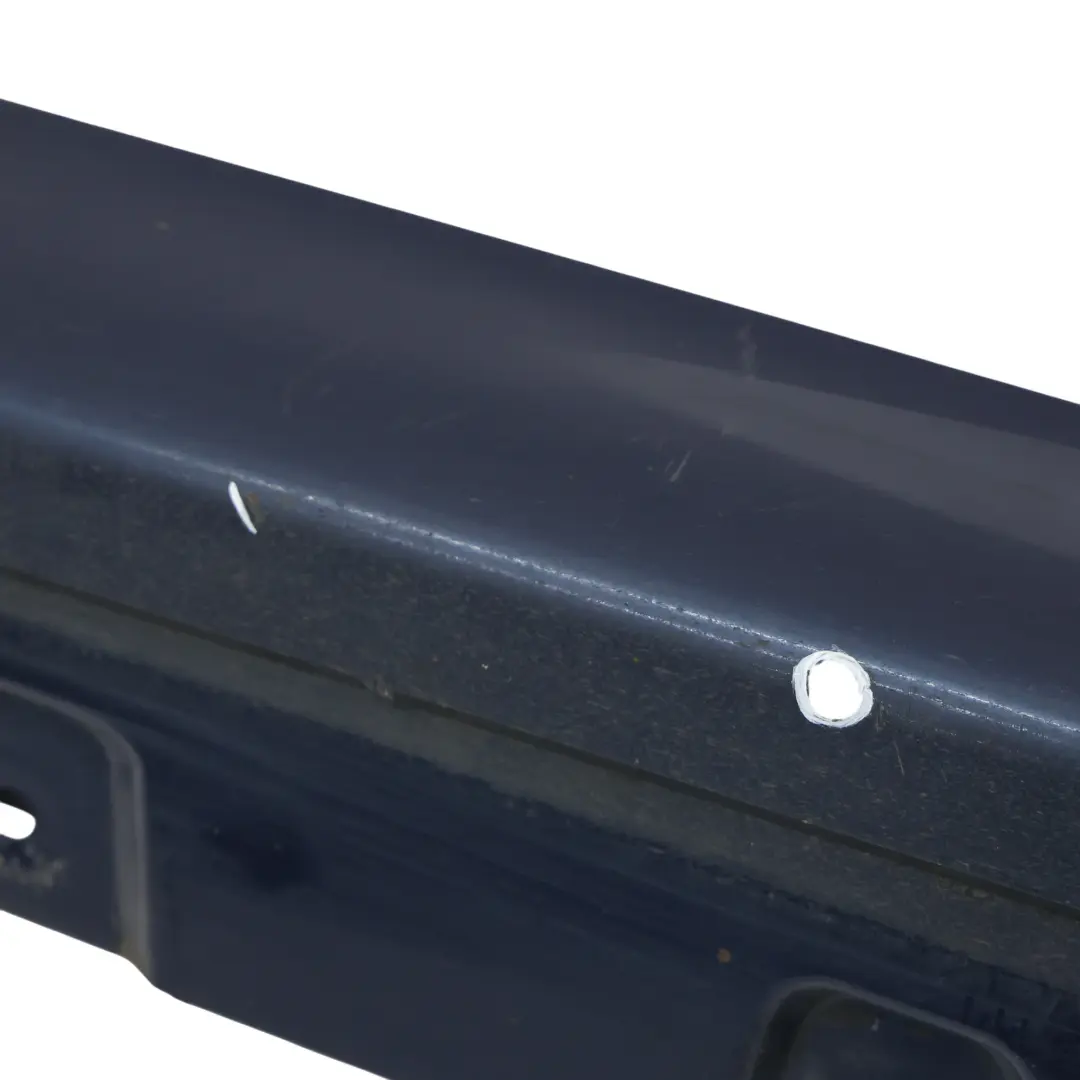Gonna Laterale Pannello Soglia Sinistra Tiefseeblau Blu - A76 per BMW F10 F11 con numero di parte 2209827 BMW F10 F11 Gonna Laterale Pannello Soglia Sinistra Tiefseeblau Blu - A76 - SKU 2209827-DSB1 - Numero di parte 2209827