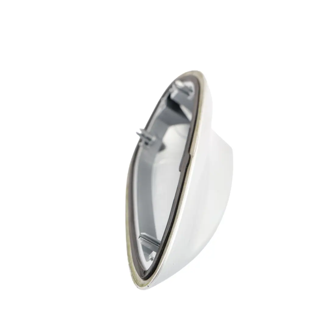 Carcasa Vacía Techo BMW F20 F21 F31 Antena Glacier Silber Silver A83 para con número de pieza 2218150 Carcasa Vacía Techo BMW F20 F21 F31 Antena Glacier Silber Silver A83 - SKU 2218150-GSB2 - Número de pieza 2218150