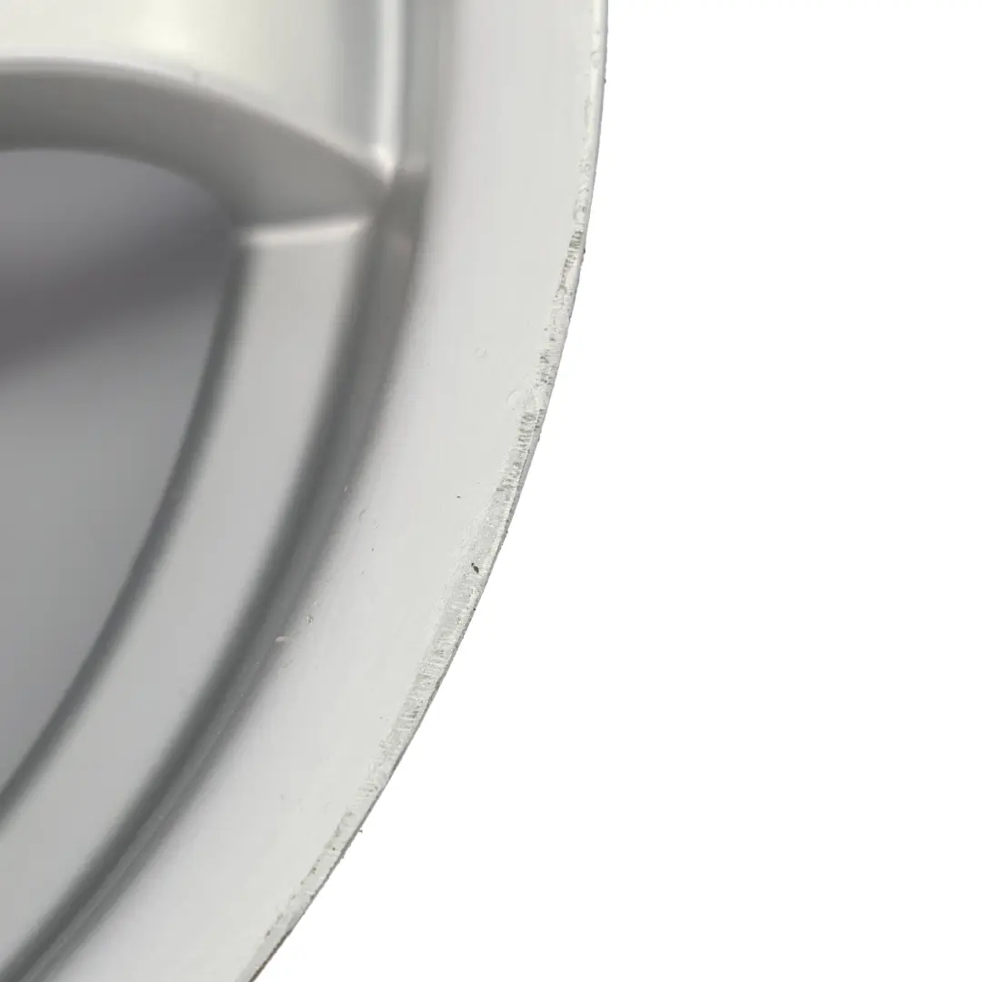 Srebrna Tylna Felga Aluminiowa 17" 8,5J ET:50 M Styling 68 do BMW E46 o numerze 2229135 BMW E46 Srebrna Tylna Felga Aluminiowa 17" 8,5J ET:50 M Styling 68 - SKU 2229135-3 - Numer Części 2229135