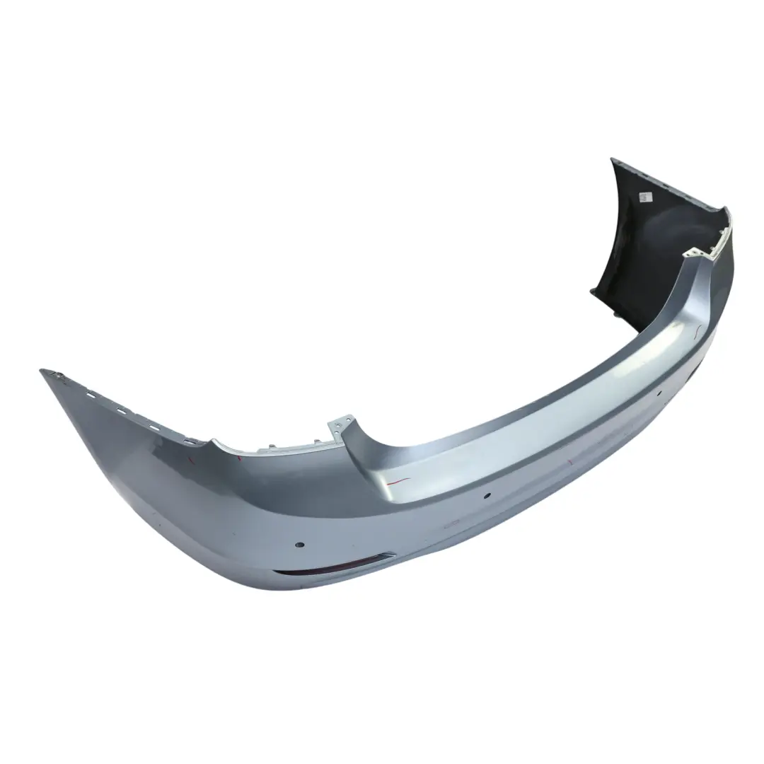 Tylny Zderzak PDC Liquid Blue Niebieski Metalik - B40 do BMW F30 o numerze 2239981 BMW F30 Tylny Zderzak PDC Liquid Blue Niebieski Metalik - B40 - SKU 2239981-LBL1 - Numer Części 2239981