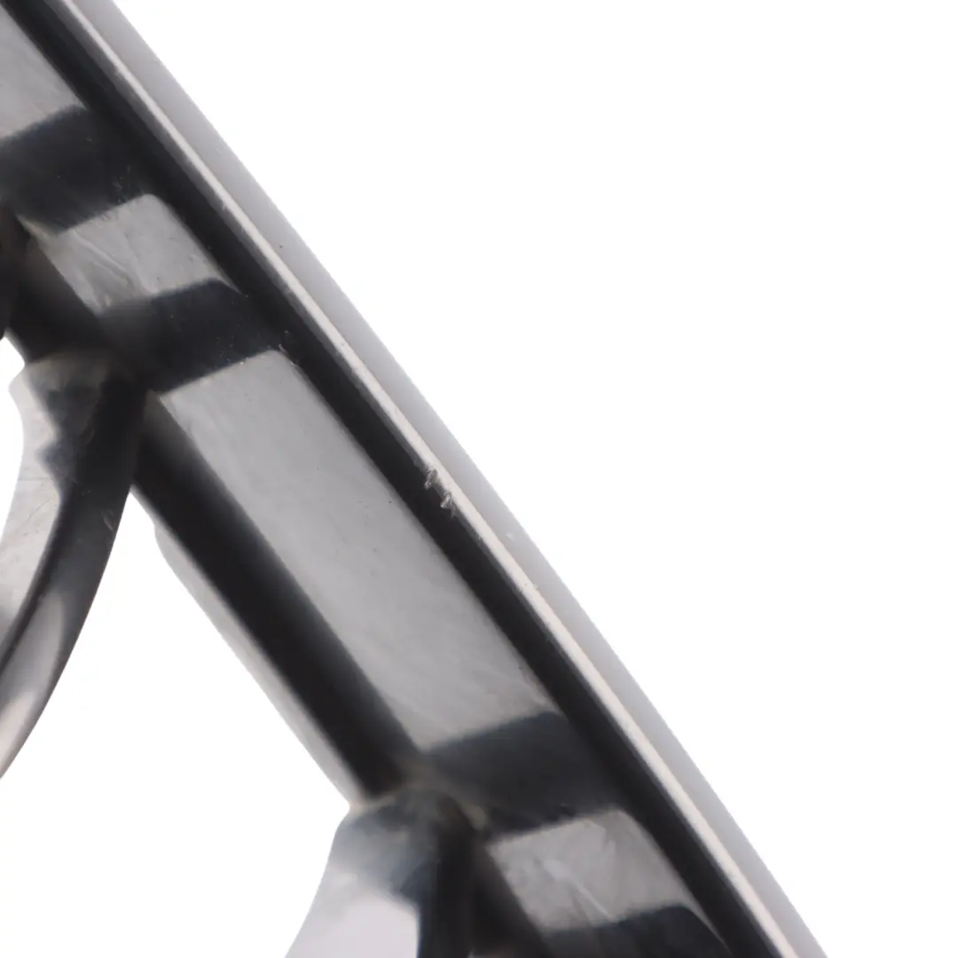 Grill Kidney Black High Gloss Right O/S 8068582 to BMW F80 M3 F82 M4 with Part number 2352812 BMW F80 M3 F82 M4 Grill Kidney Black High Gloss Right O/S 8068582 - SKU 2352812-1 - Part number 2352812