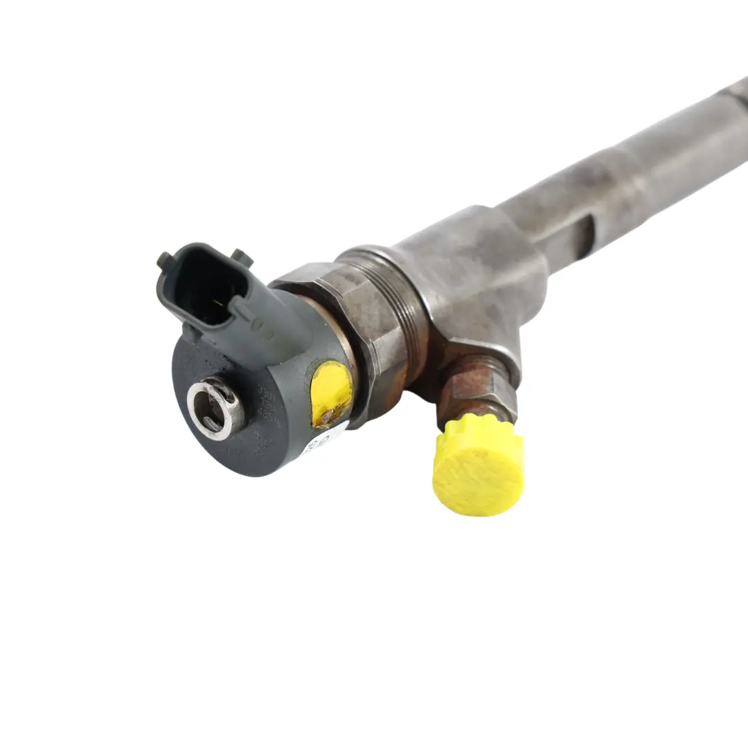 1NDTV Diesel Fuel Injection Injector Nozzle to Toyota Yaris 1.4 with Part number 23670-33030 Toyota Yaris 1.4 1NDTV Diesel Fuel Injection Injector Nozzle - SKU 23670-33030 - Part number 23670-33030