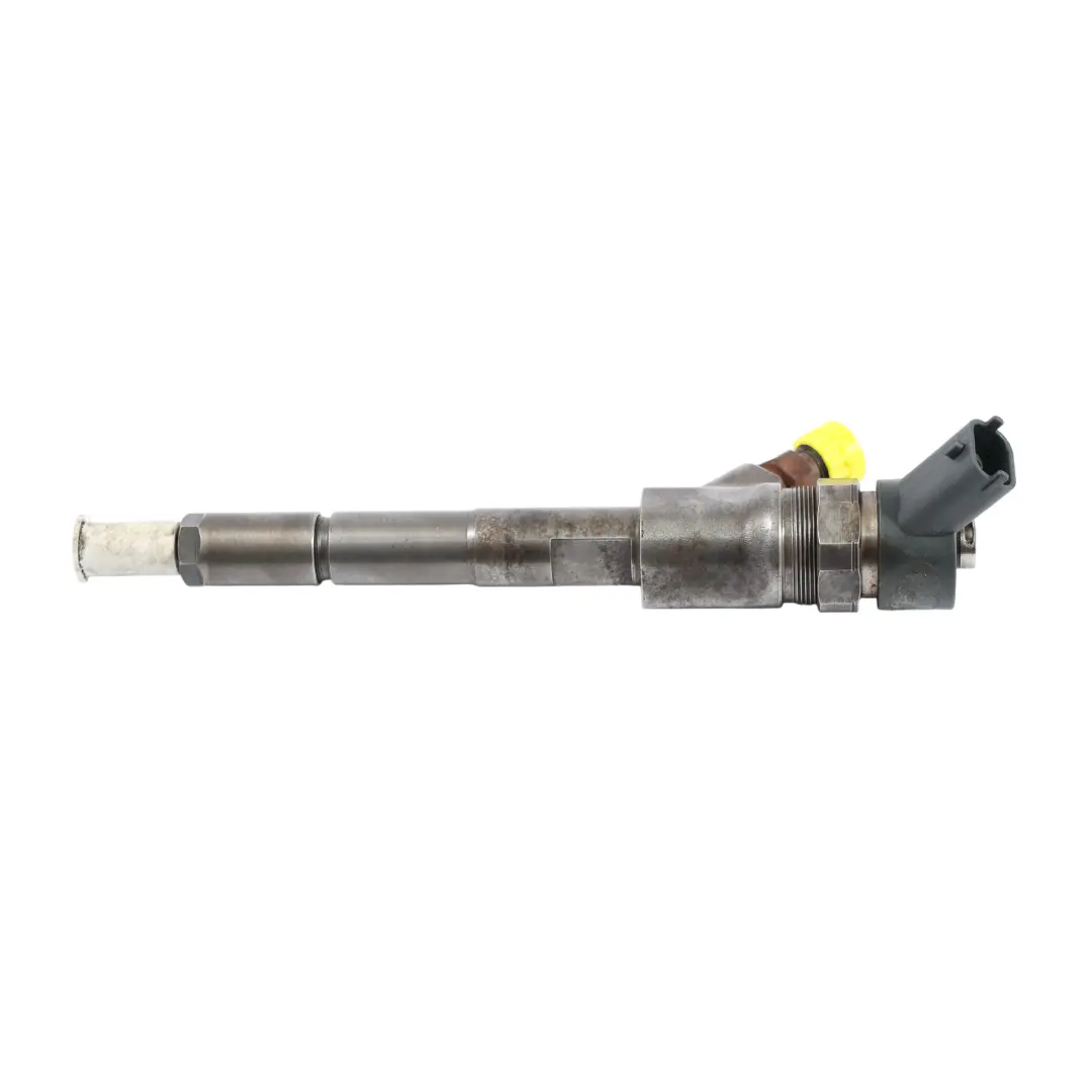 1NDTV Diesel Fuel Injection Injector Nozzle to Toyota Yaris 1.4 with Part number 23670-33030 Toyota Yaris 1.4 1NDTV Diesel Fuel Injection Injector Nozzle - SKU 23670-33030 - Part number 23670-33030