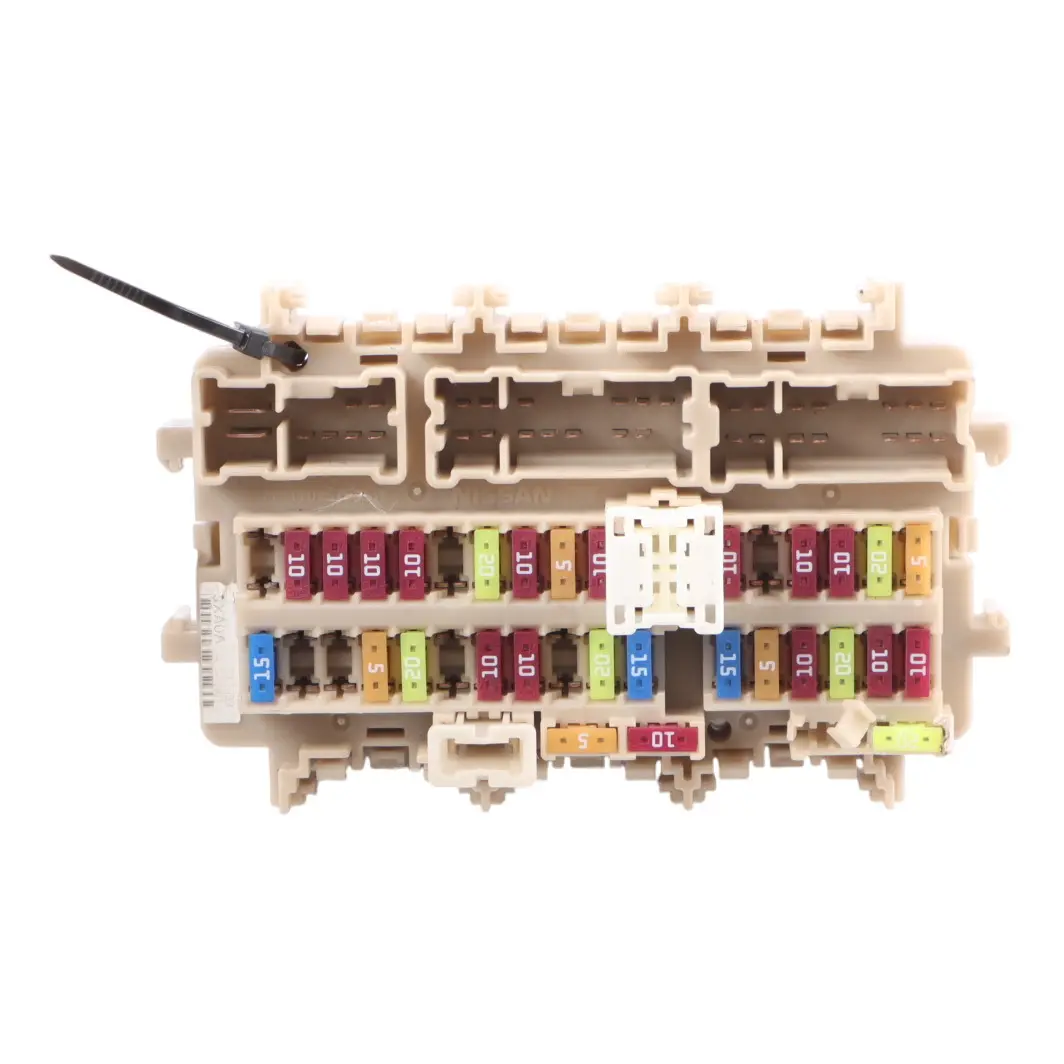 W470 Nissan Navara OM699 Diesel Fuse Relay Box to Mercedes with Part number 252307990A Mercedes W470 Nissan Navara OM699 Diesel Fuse Relay Box - SKU 252307990A - Part number 252307990A