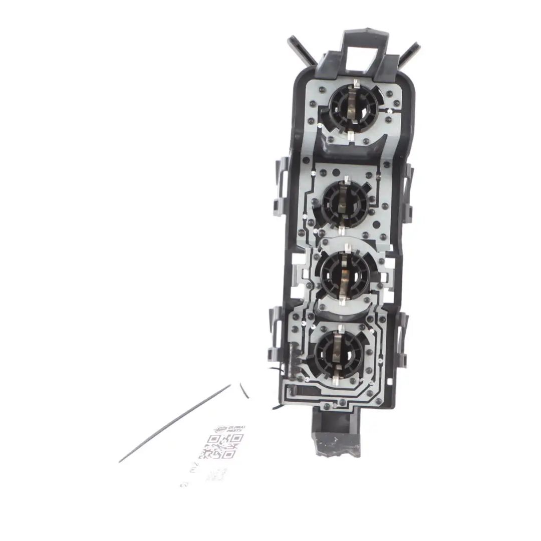 Gniazdo Mocowanie Żarówek Lampy Tylnej do Mini R56 R57 o numerze 2756179 Mini R56 R57 Gniazdo Mocowanie Żarówek Lampy Tylnej - SKU 2756179 - Numer Części 2756179