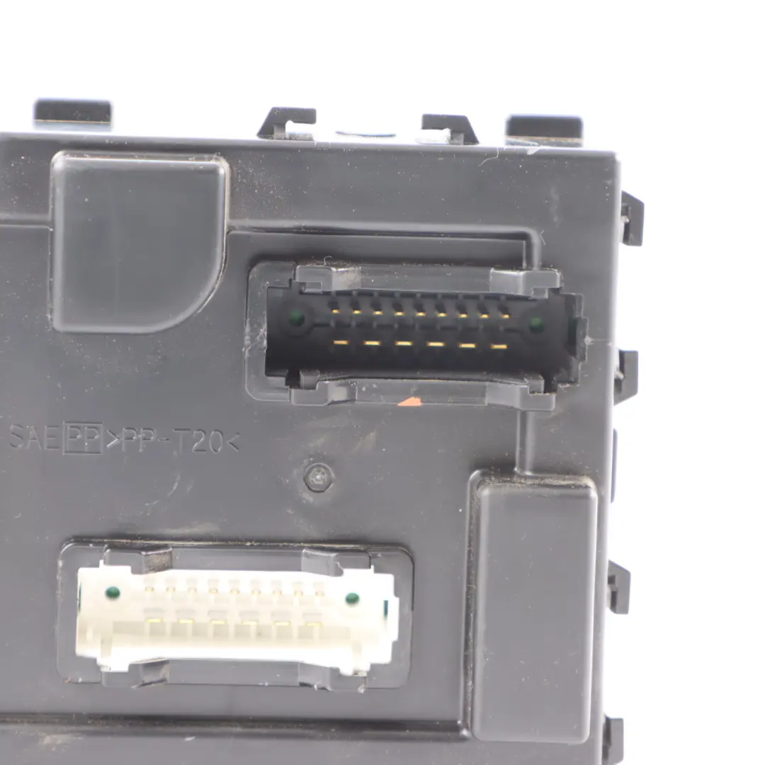 W470 BCM Body Control Module Unit ECU to Mercedes with Part number 284B15XA0B Mercedes W470 BCM Body Control Module Unit ECU - SKU 284B15XA0B - Part number 284B15XA0B