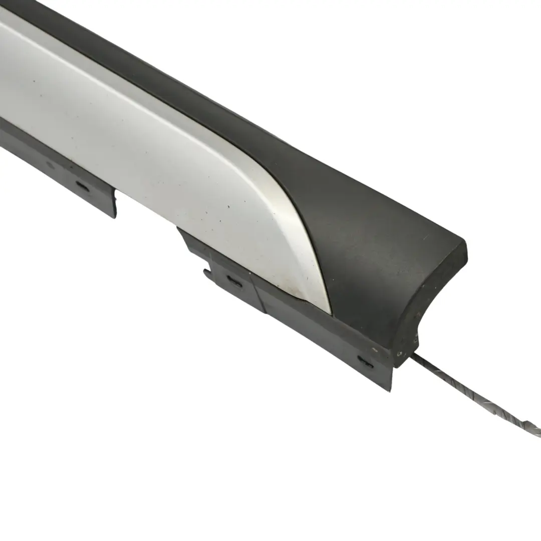  Faldon lateralBMW E84 X Line Derecha Puerta Sill Tapa Panel embellecedor - SKU 2990600 - Número de pieza 2990600