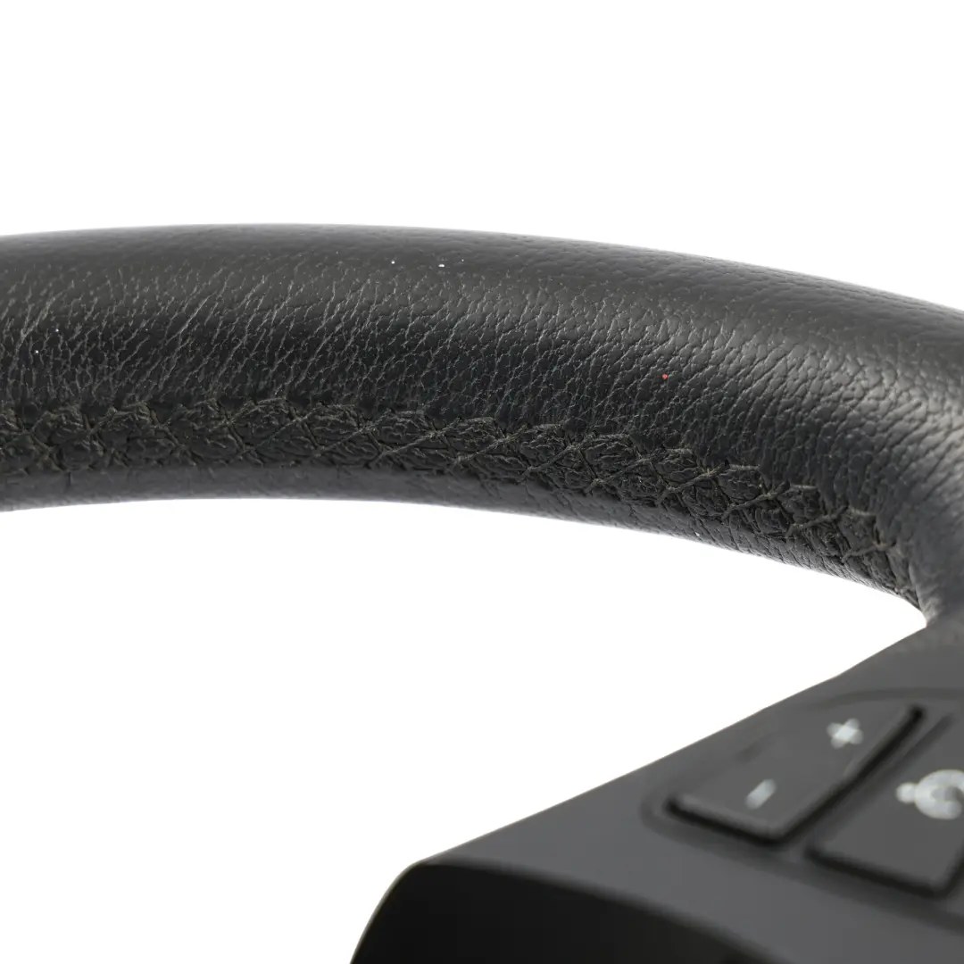 Volant Multifonction Cuir Noir pour BMW X3 E83 LCI à propos du numéro de pièce 3448455 BMW X3 E83 LCI Volant Multifonction Cuir Noir - SKU 3455481 - Numéro de pièce 3448455