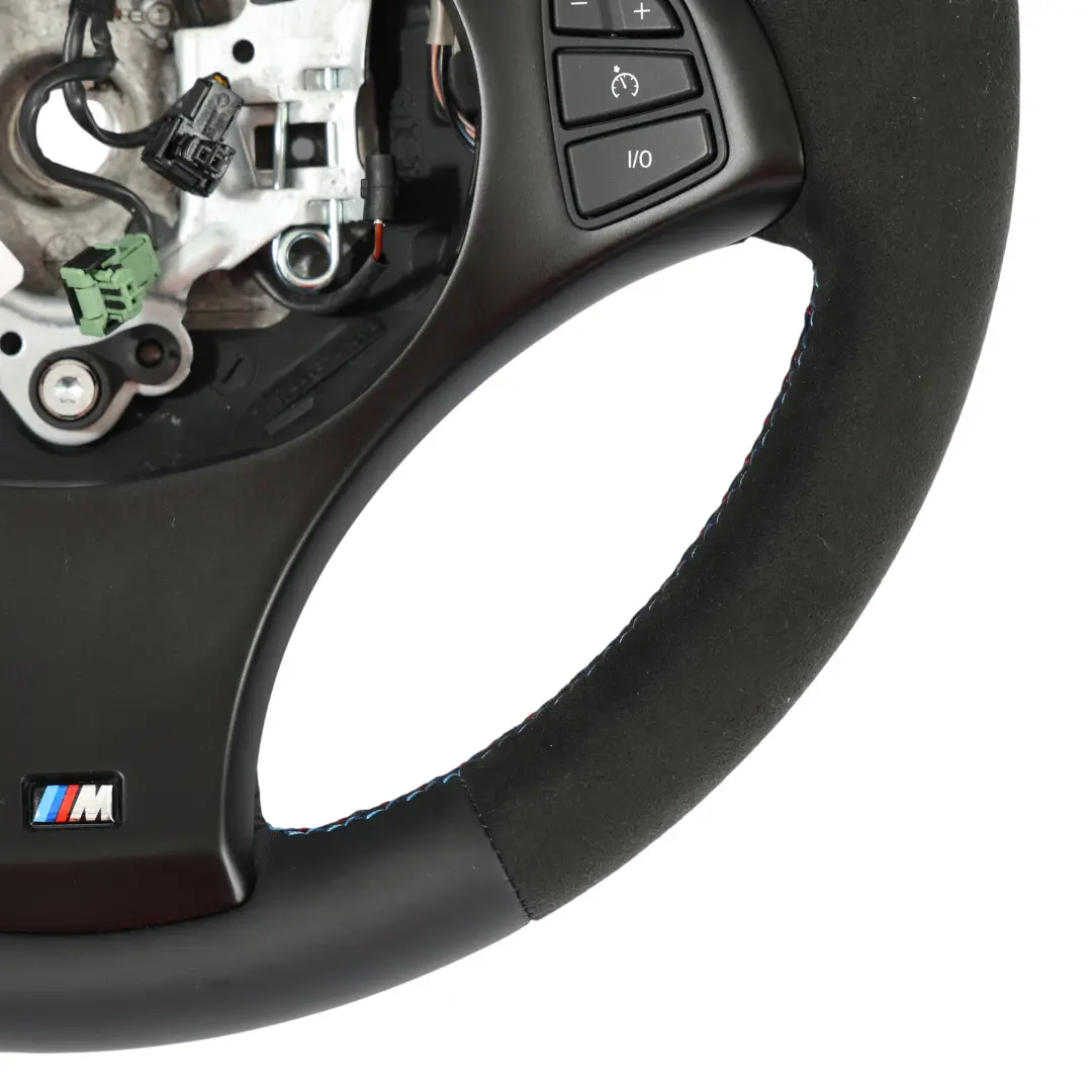 Kierownica M Sport NOWA Czarna Skóra Alcantara do BMW X3 E83 LCI o numerze 3455483 BMW X3 E83 LCI Kierownica M Sport NOWA Czarna Skóra Alcantara - SKU 3455483 - Numer Części 3455483