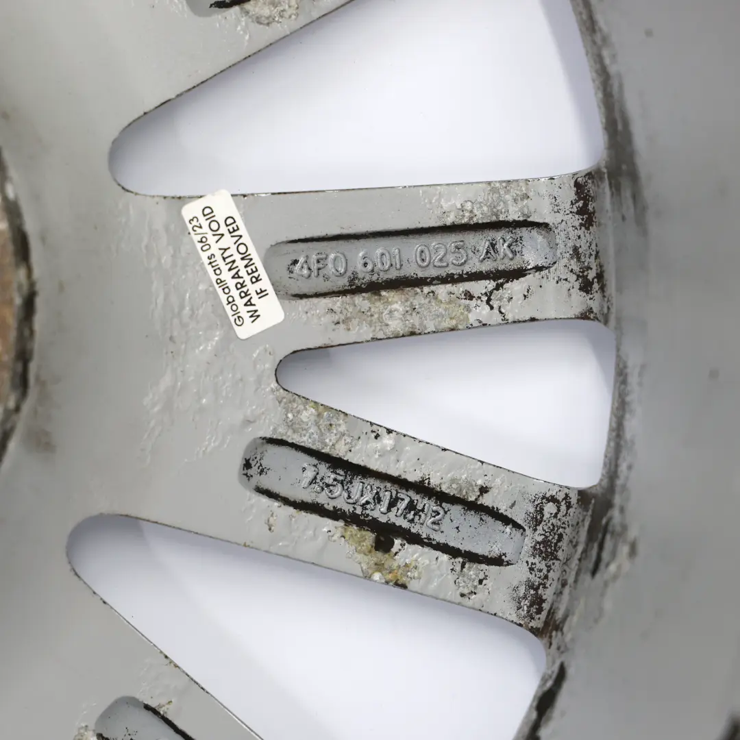 Llanta De Aleación Audi A4 B6 17" 7,5J ET:45 para con número de pieza 4F0601025AK Llanta De Aleación Audi A4 B6 17" 7,5J ET:45 - SKU 4F0601025AK-3 - Número de pieza 4F0601025AK