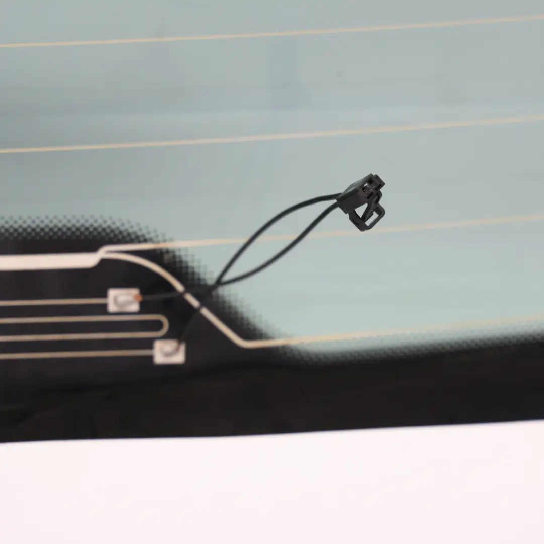 Window Audi A6 C6 Avant Boot Lid Tailgate Glass Glazing AS2 to Rear with Part number 4F9845501B Rear Window Audi A6 C6 Avant Boot Lid Tailgate Glass Glazing AS2 - SKU 4F9845501B - Part number 4F9845501B