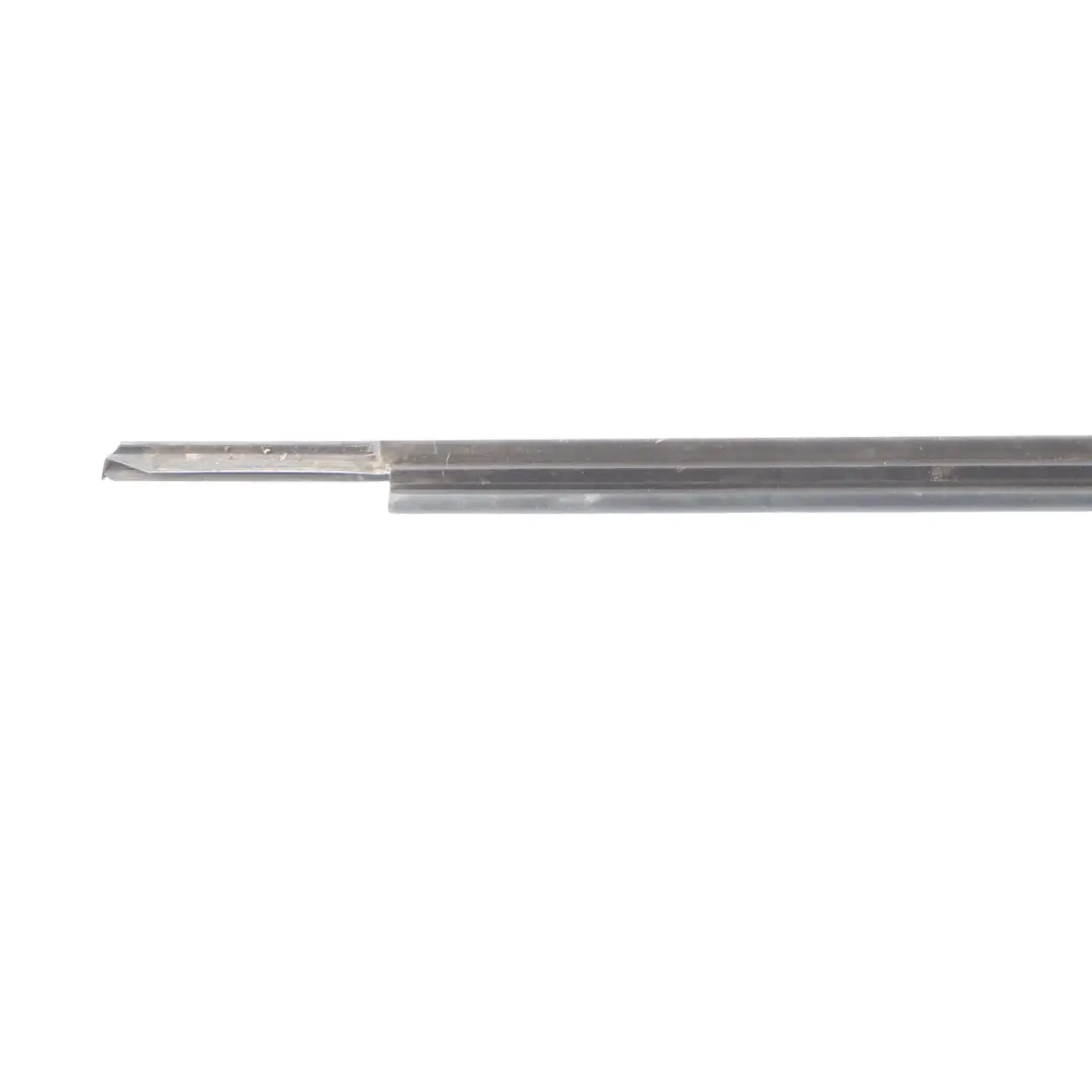 Joint Étanchéité Vitre Porte Arrière Gauche Aluminium Mat pour Audi RS6 C7 à propos du numéro de pièce 4G0853763C Audi RS6 C7 Joint Étanchéité Vitre Porte Arrière Gauche Aluminium Mat - SKU 4G0853763C - Numéro de pièce 4G0853763C