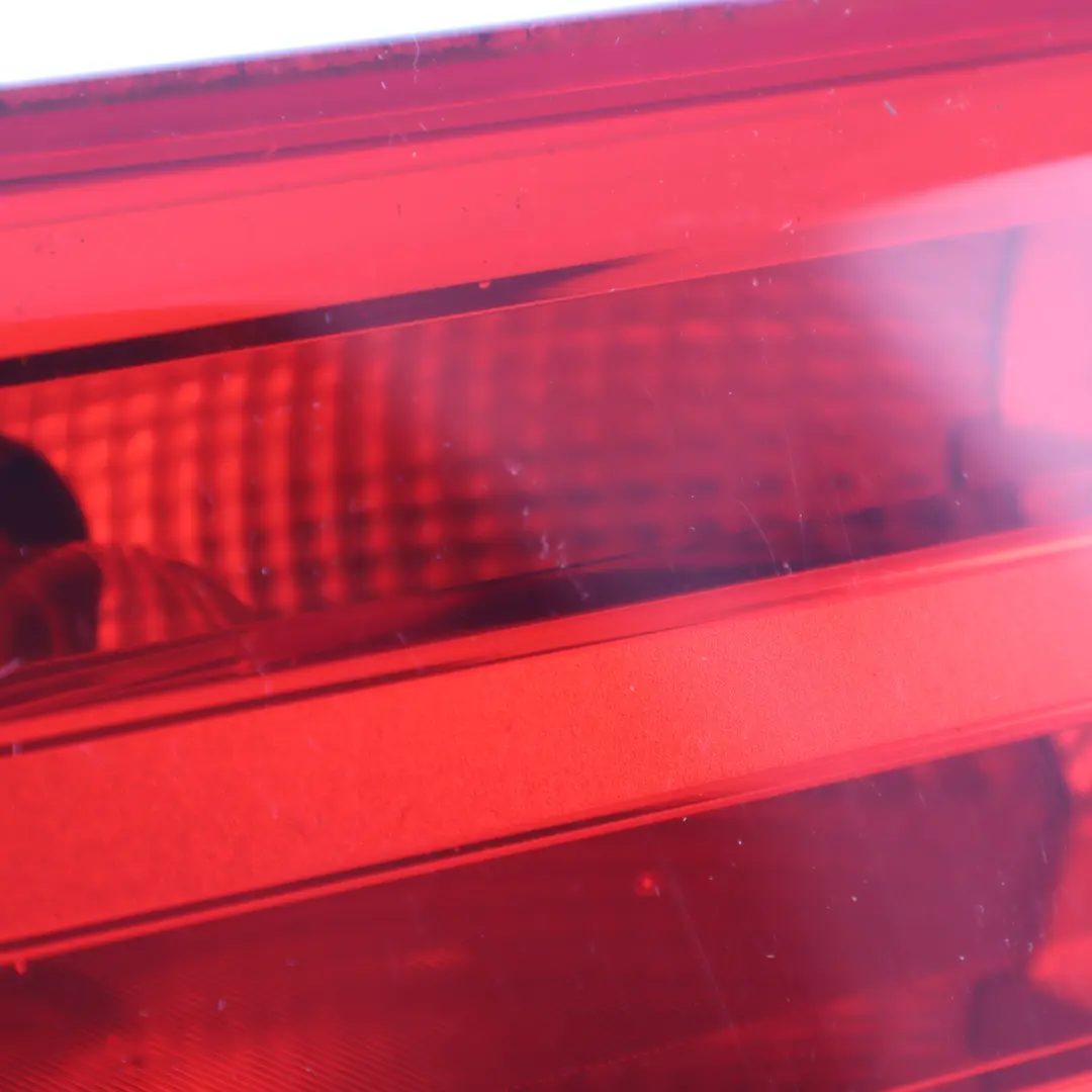 Bootlid Inner Light Lamp Left N/S to Audi A6 C7 Rear Tailgate Hatch with Part number 4G9945093 Audi A6 C7 Rear Tailgate Hatch Bootlid Inner Light Lamp Left N/S - SKU 4G9945093 - Part number 4G9945093