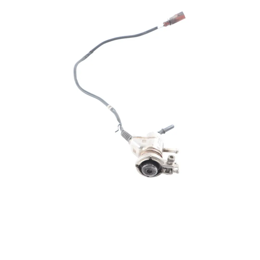 Adblue Injector to Audi A6 A7 4G A8 4H 3.0 TDI Diesel Engine SCR with Part number 4H0131113D Audi A6 A7 4G A8 4H 3.0 TDI Diesel Engine SCR Adblue Injector - SKU 4H0131113D - Part number 4H0131113D