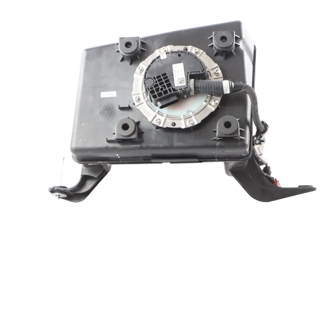 Zbiornik AdBlue Pojemnik Dodatku Do Paliwa do Audi A8 D4 3.0 TDI o numerze 4H0131877L Audi A8 D4 3.0 TDI Zbiornik AdBlue Pojemnik Dodatku Do Paliwa - SKU 4H0131877L - Numer Części 4H0131877L