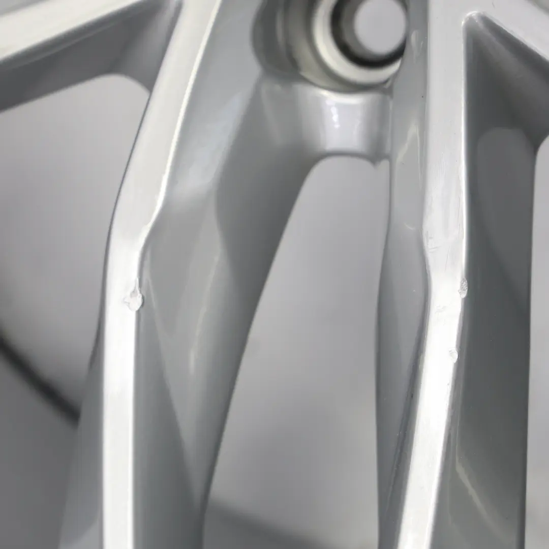 Audi A8 D4 Felga Aluminiowa Srebrna 20" 9J ET:37 - SKU 4H0601025BR-2 - Numer Części 4H0601025BR