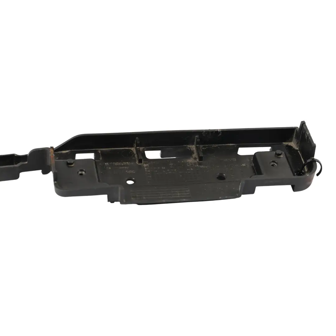 Paragolpes Tira Fijación Sensor Apertura Soporte Trasero para Audi A8 4H con número de pieza 4H0807900 Audi A8 4H Paragolpes Tira Fijación Sensor Apertura Soporte Trasero - SKU 4H0807900 - Número de pieza 4H0807900