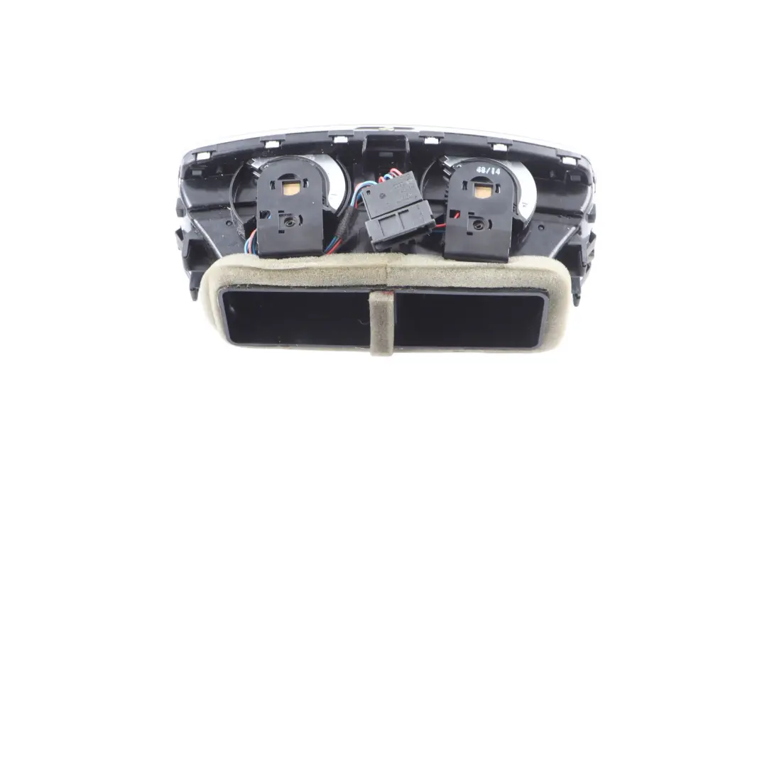 Boquilla Rejilla Ventilación La Consola Central Trasera para Audi A8 D4 con número de pieza 4H0819203F Audi A8 D4 Boquilla Rejilla Ventilación La Consola Central Trasera - SKU 4H0819203F - Número de pieza 4H0819203F