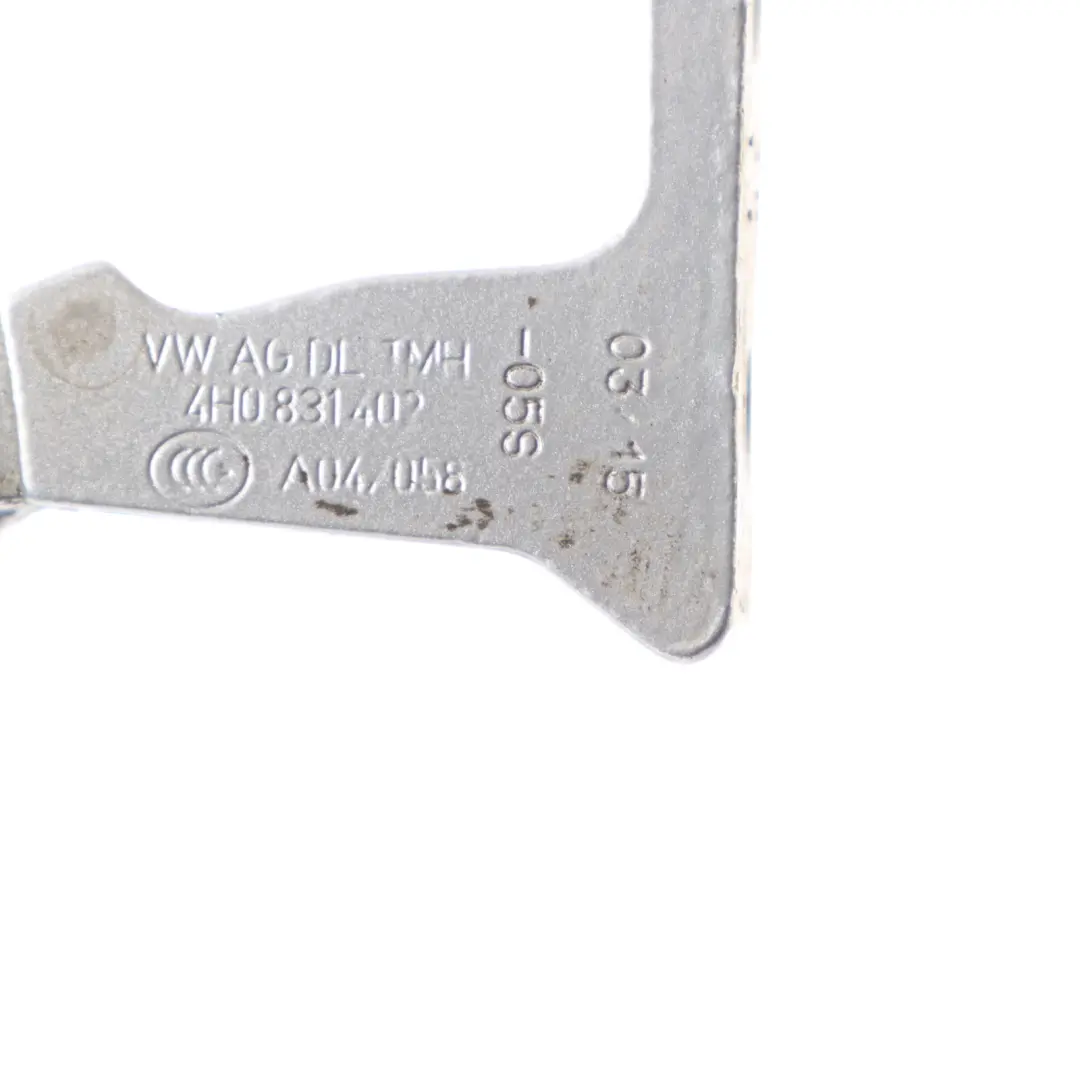 Bottom Door Hinge Right O/S Foil Silver Metallic - Z7G to Audi A8 D4 4H with Part number 4H0831402 Audi A8 D4 4H Bottom Door Hinge Right O/S Foil Silver Metallic - Z7G - SKU 4H0831402-FSI - Part number 4H0831402