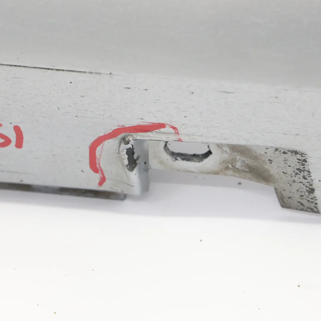 Minigonna Laterale Audi A8 D4 Sinistra Pannello Soglia Porta Foil Silver - Z7G per con numero di parte 4H0853859E Minigonna Laterale Audi A8 D4 Sinistra Pannello Soglia Porta Foil Silver - Z7G - SKU 4H0853859E-FSI - Numero di parte 4H0853859E