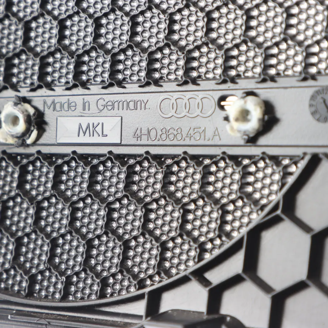 Grille De Protection Haut Parleur Portière Arrière Gauche pour Audi A8 D4 à propos du numéro de pièce 4H0868451A Audi A8 D4 Grille De Protection Haut Parleur Portière Arrière Gauche - SKU 4H0868451A - Numéro de pièce 4H0868451A