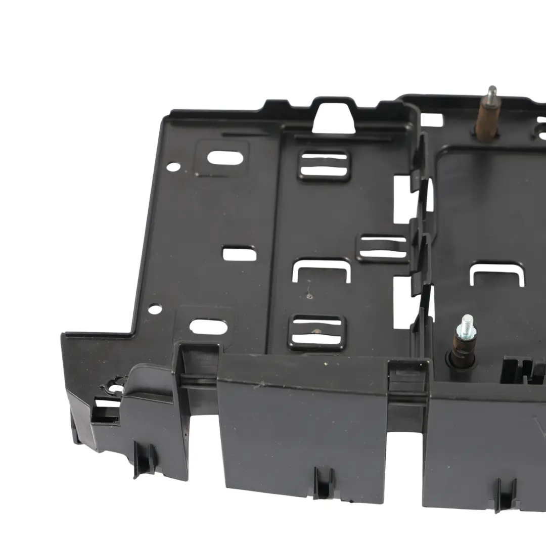 Audi A8L 4H Support De Plaque D'Attache Inférieure Siège Avant Droit - SKU 4H0882776B - Numéro de pièce 4H0882776B