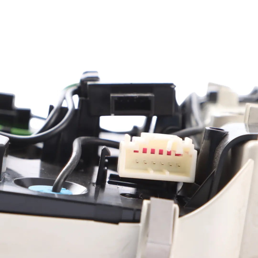 Front Interior Roof Light Panel Front Reading Lamp to Audi A8 D4 4H with Part number 4H0947135A Audi A8 D4 4H Front Interior Roof Light Panel Front Reading Lamp - SKU 4H0947135A - Part number 4H0947135A