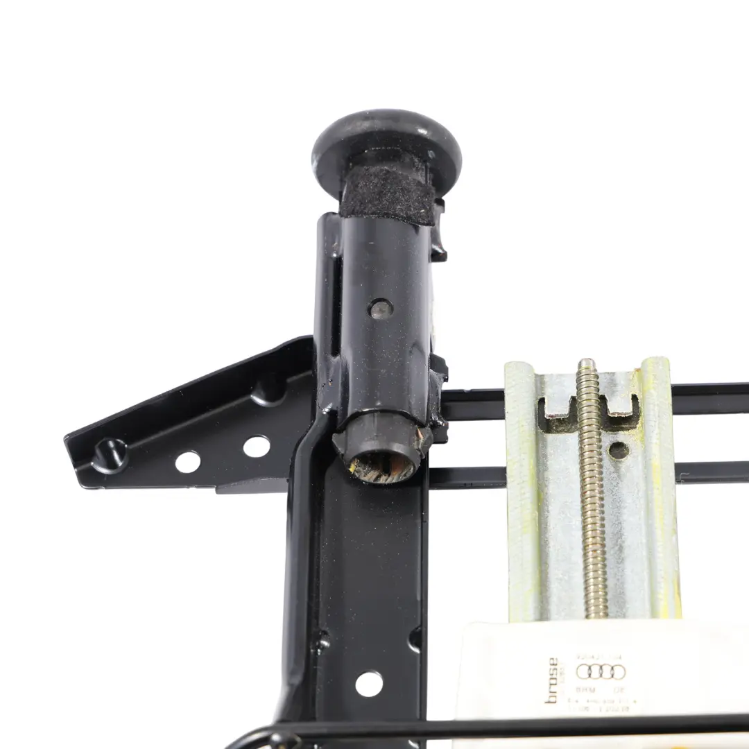 Audi A8 4H Front Sport Seat Headrest Adjustment Motor Mechanism - SKU 4H0959311A - Part number 4H0959311A