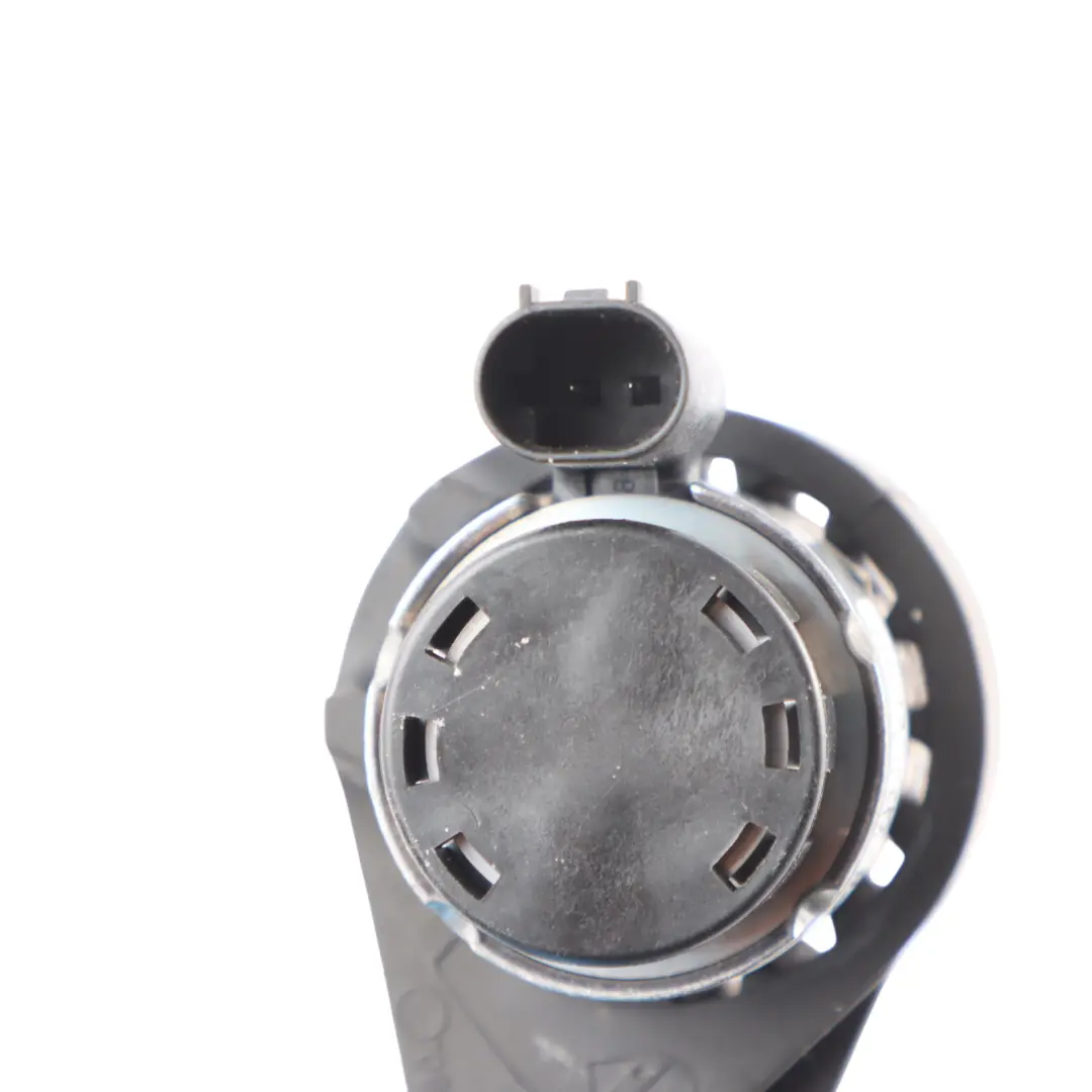 Fluid Pump Unit Audi A8 D4 Q7 4L 3.0 TDI SCR AdBlue Reservoir to with Part number 4L0131901 Fluid Pump Unit Audi A8 D4 Q7 4L 3.0 TDI SCR AdBlue Reservoir - SKU 4L0131901 - Part number 4L0131901