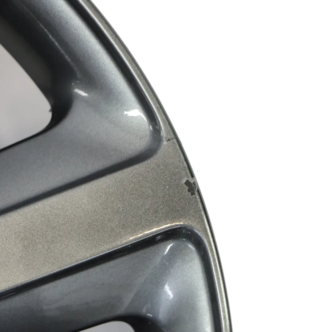 Szara Felga Aluminiowa 20" 9J ET:60 do Audi Q7 4L o numerze 4L0601025H Audi Q7 4L Szara Felga Aluminiowa 20" 9J ET:60 - SKU 4L0601025H-5 - Numer Części 4L0601025H