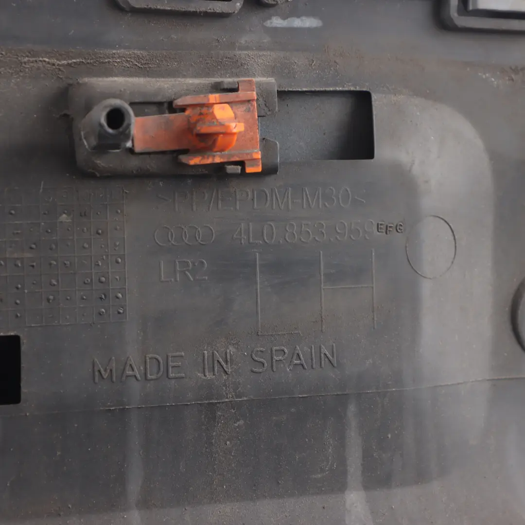 Step Cover Door Trim Front Left N/S Daytona Grey - Z7S 4L0853959 to Audi Q7 4L with Part number 4L0853959F Audi Q7 4L Step Cover Door Trim Front Left N/S Daytona Grey - Z7S 4L0853959 - SKU 4L0853959F-DGR - Part number 4L0853959F