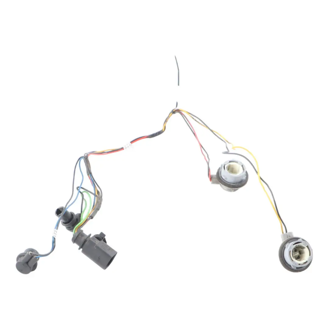 Cable Cableado Luz Trasera Inferior Izquierda Derecha para Audi Q7 4L con número de pieza 4L0945221 Audi Q7 4L Cable Cableado Luz Trasera Inferior Izquierda Derecha - SKU 4L0945221 - Número de pieza 4L0945221