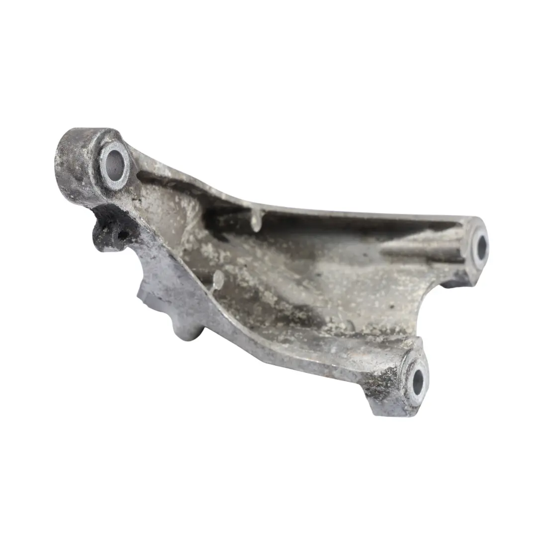 BBK Wspornik Mocowanie Łapa Silnika Lewa do Audi A4 B6 4.2 o numerze 4Z7199307B Audi A4 B6 4.2 BBK Wspornik Mocowanie Łapa Silnika Lewa - SKU 4Z7199307B - Numer Części 4Z7199307B