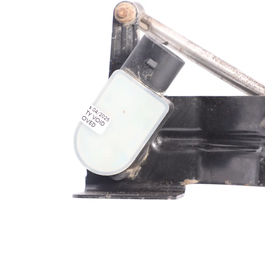 W470 Nissan Navara Front Suspension Ride Height Level Sensor to Mercedes with Part number 5381289901 Mercedes W470 Nissan Navara Front Suspension Ride Height Level Sensor - SKU 5381289901 - Part number 5381289901