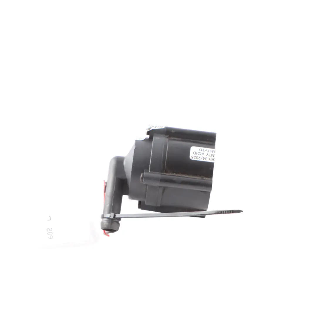 Pompa Acqua Ausiliaria Circolazione Refrigerante per Audi A4 B9 con numero di parte 5N0965561 Audi A4 B9 Pompa Acqua Ausiliaria Circolazione Refrigerante - SKU 5N0965561-1 - Numero di parte 5N0965561