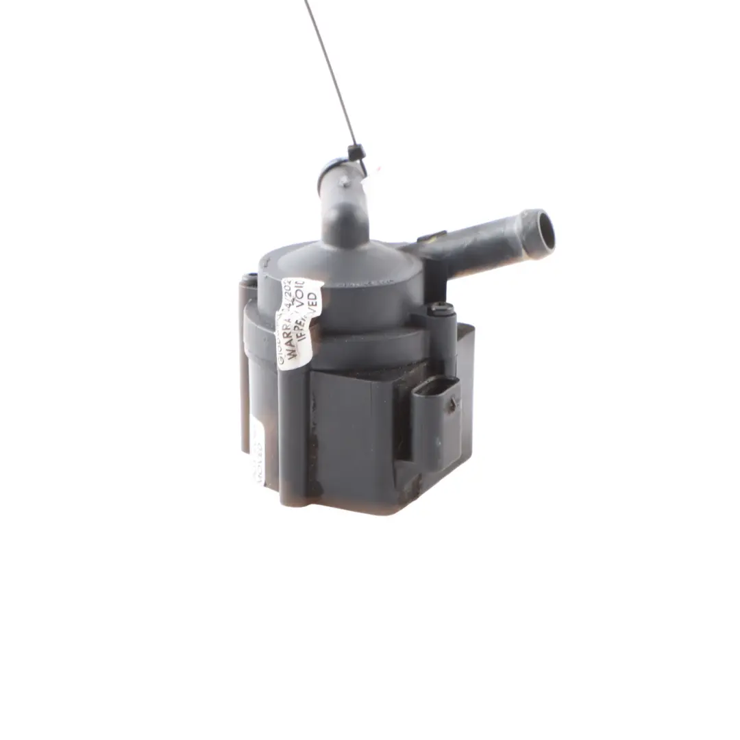 Pompa Acqua Ausiliaria Circolazione Refrigerante per Audi A4 B9 con numero di parte 5N0965561 Audi A4 B9 Pompa Acqua Ausiliaria Circolazione Refrigerante - SKU 5N0965561-1 - Numero di parte 5N0965561