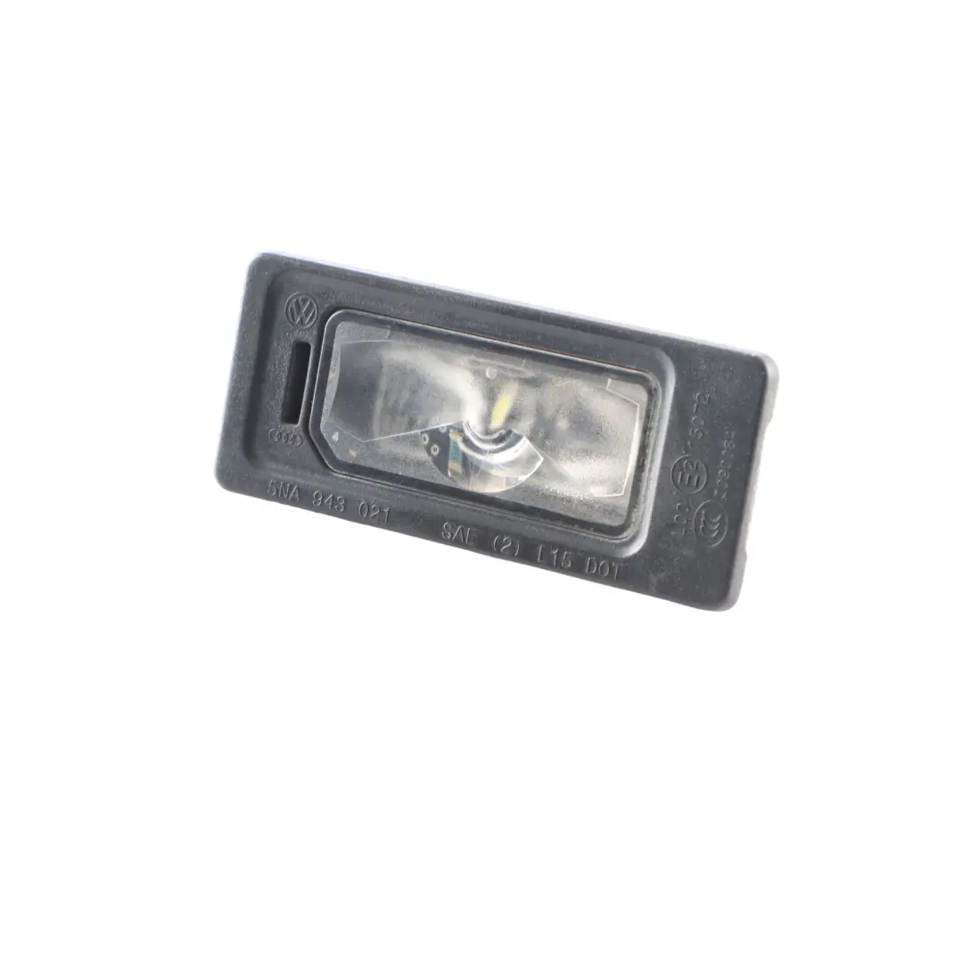  Feu de plaque d'immatriculation Skoda VW Audi A1 A3 A4 A6 Q3 LED Lamp - SKU 5NA943021 - Numéro de pièce 5NA943021