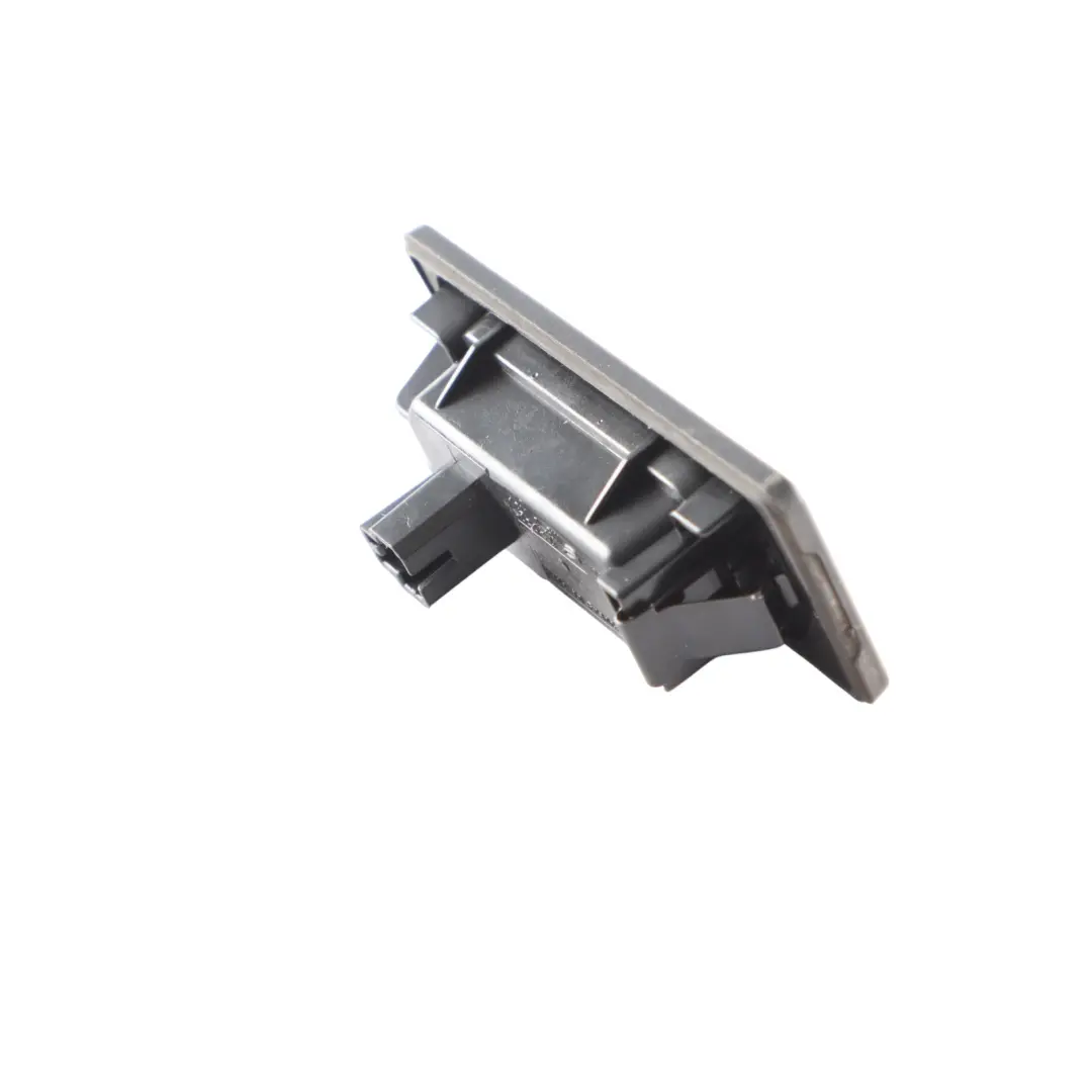 Skoda VW Audi A1 A3 A6 Q3 Oświetlenie tablicy rejestracyjnej LED - SKU 5NA943021 - Numer Części 5NA943021