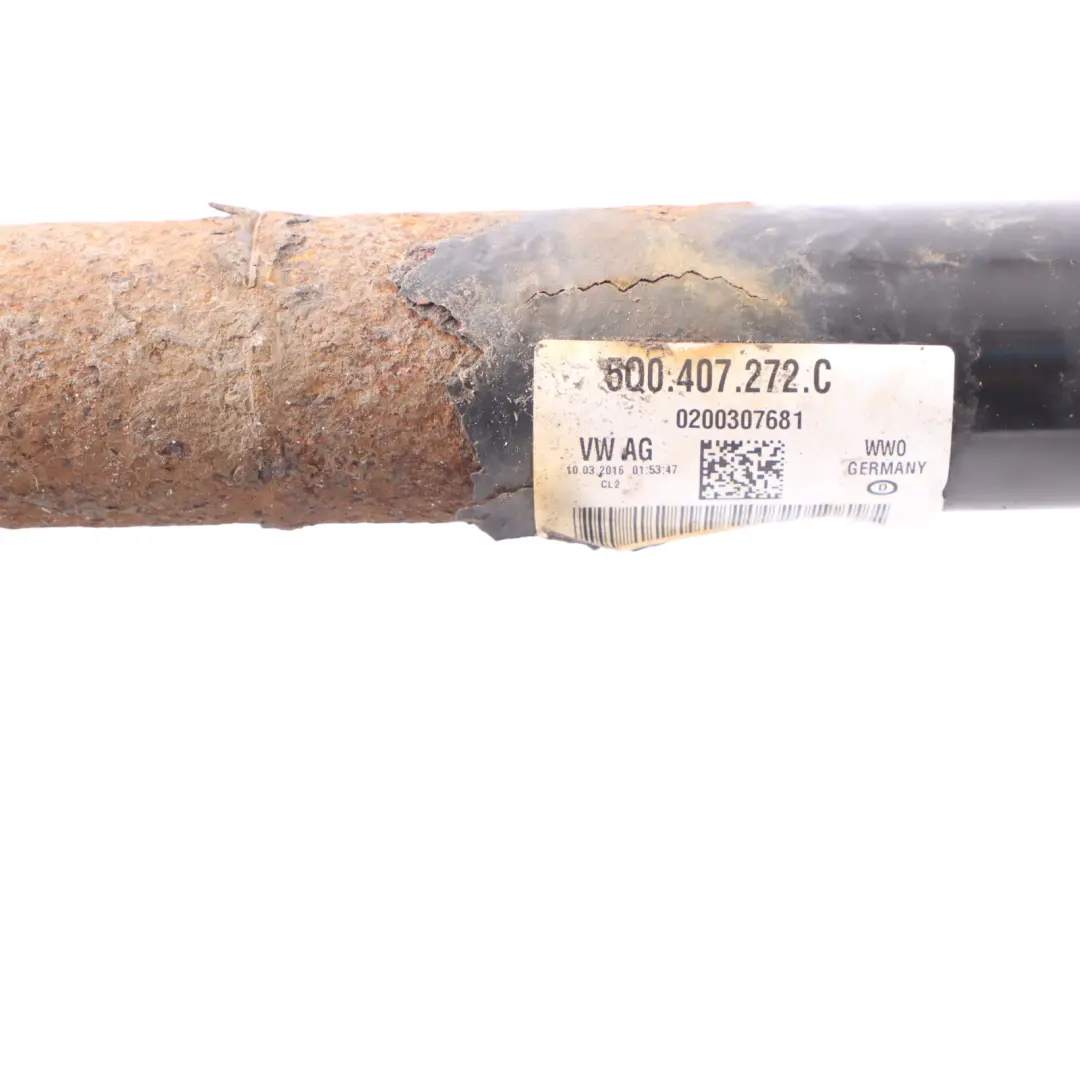 Shaft Audi A3 8V VW Golf Mk7 1.4 TFSI Front Axle Right O/S to Drive with Part number 5Q0407272C Drive Shaft Audi A3 8V VW Golf Mk7 1.4 TFSI Front Axle Right O/S - SKU 5Q0407272C - Part number 5Q0407272C