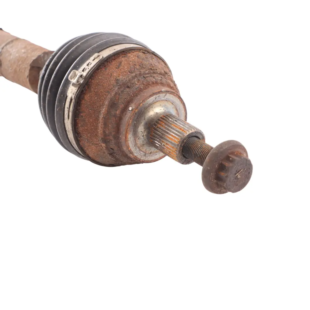 Półoś Napędowa Prawa Przód do Audi A3 8V VW Golf Mk7 1.4 TFSI o numerze 5Q0407272C Audi A3 8V VW Golf Mk7 1.4 TFSI Półoś Napędowa Prawa Przód - SKU 5Q0407272C - Numer Części 5Q0407272C