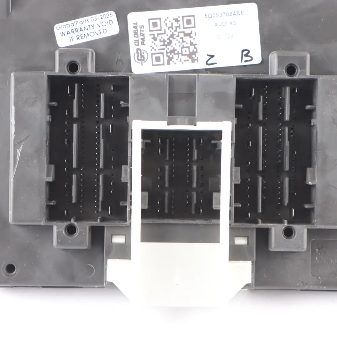 Audi A3 8V Module BCM Body Control Unit Module ECU - SKU 5Q0937084AE - Part number 5Q0937084AE