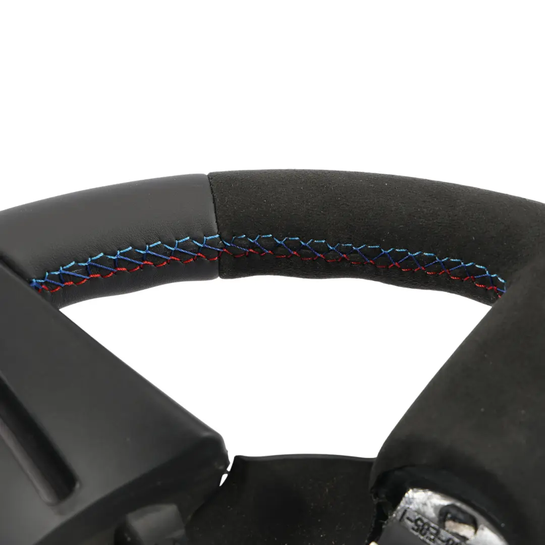 Leather / Alcantara M Sport Look Steering Wheel to BMW Z4 E85 E86 NEW Black with Part number 6758160 BMW Z4 E85 E86 NEW Black Leather / Alcantara M Sport Look Steering Wheel - SKU 6758160 - Part number 6758160