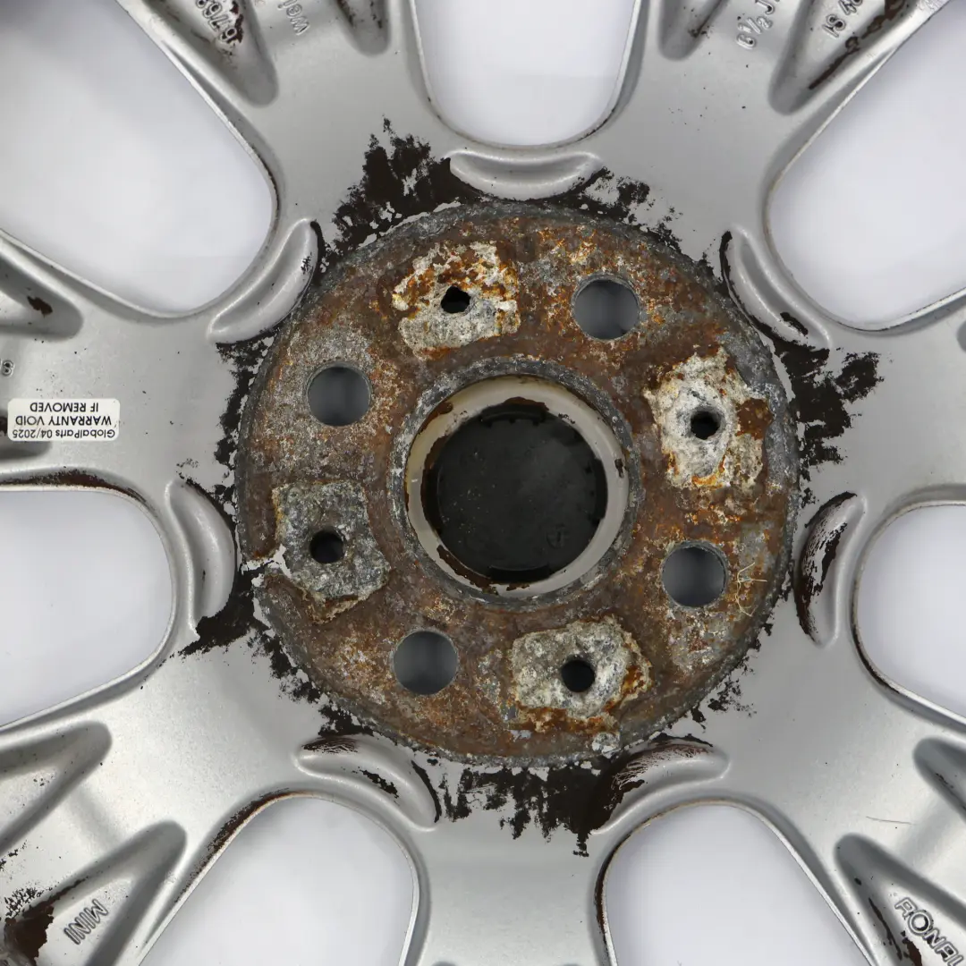 Silber Alufelge Felge 16" 6,5J ET:48 Rad 7 Fin Spoke 92 für Mini Cooper R50 mit Teilenummer 6763297 Mini Cooper R50 Silber Alufelge Felge 16" 6,5J ET:48 Rad 7 Fin Spoke 92 - SKU 6763297-1 - Teilenummer 6763297