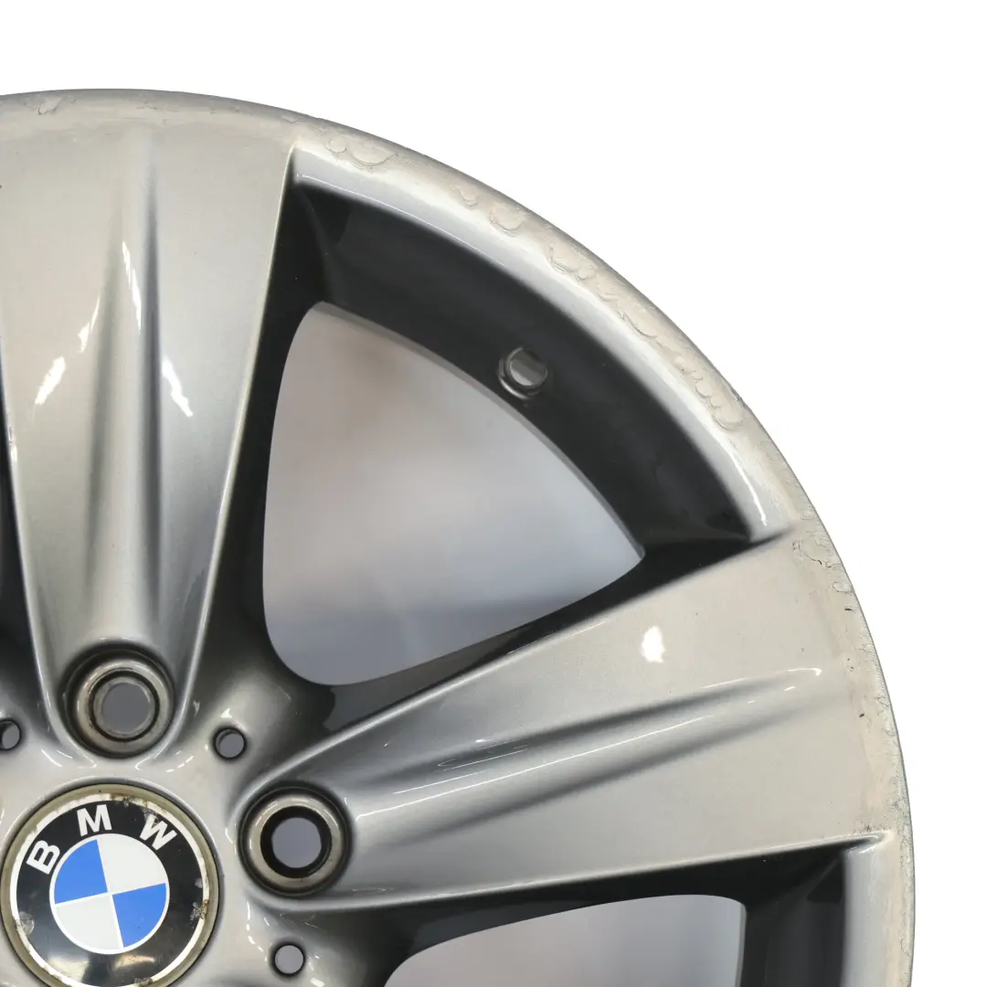 Llanta de aleacion delantera 18" Star Spoke 189 8J ET:34 para BMW E90 E91 E92 con número de pieza 6768858 BMW E90 E91 E92 Llanta de aleacion delantera 18" Star Spoke 189 8J ET:34 - SKU 6768858-3 - Número de pieza 6768858