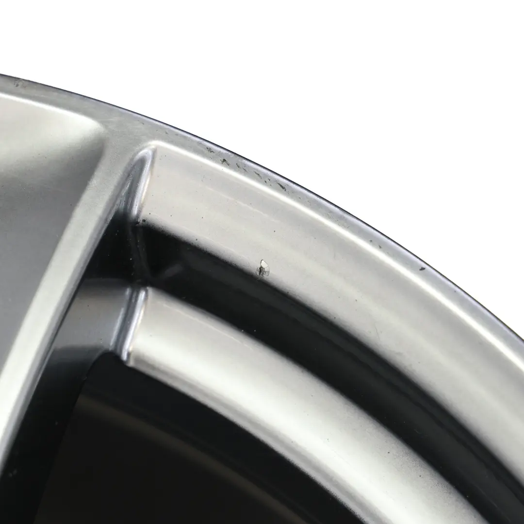 Silberne Alufelge 18" ET:46 8.5J Sternspeiche 209 für BMW X5 E70 mit Teilenummer 6770200 BMW X5 E70 Silberne Alufelge 18" ET:46 8.5J Sternspeiche 209 - SKU 6770200-8 - Teilenummer 6770200