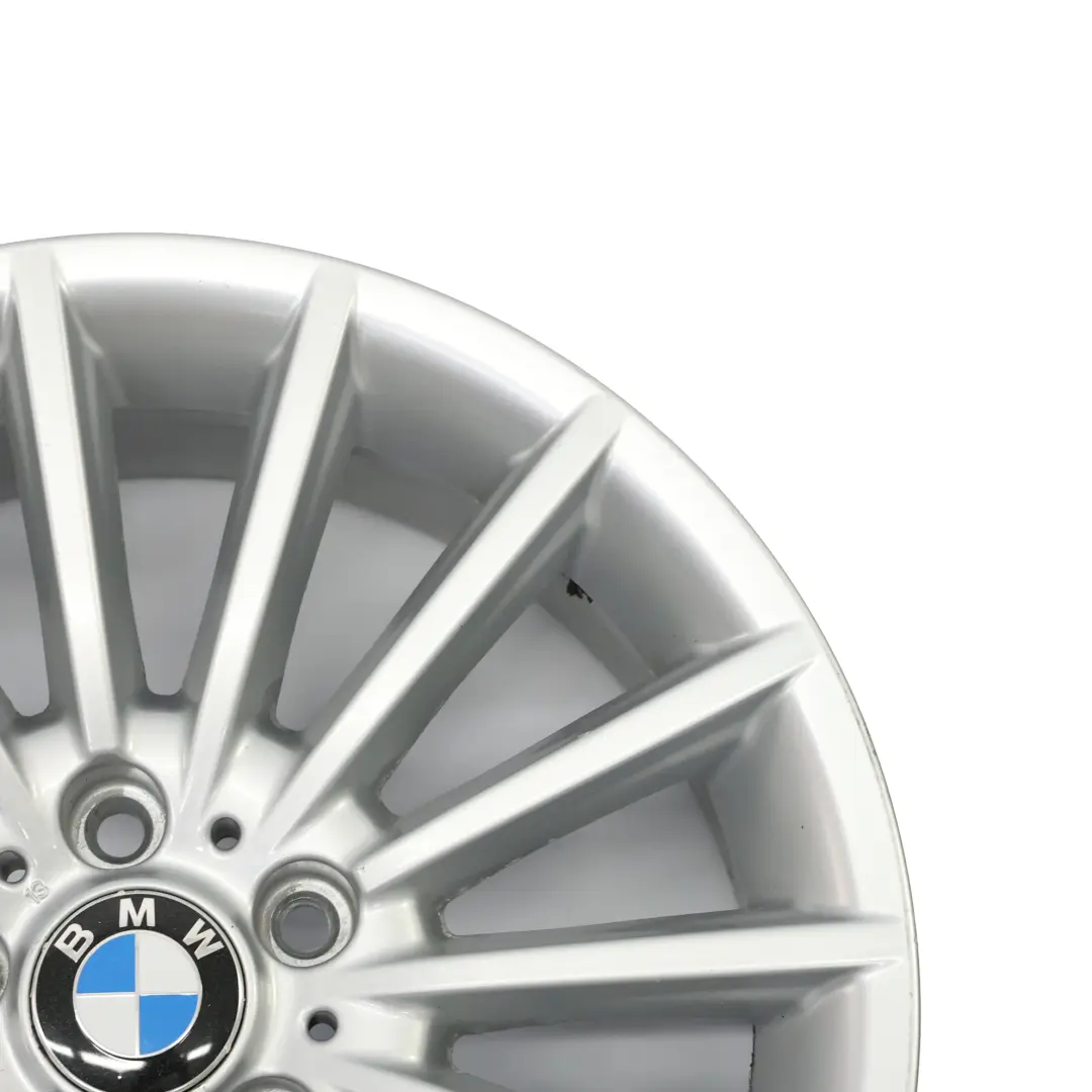 Felge BMW F06 F10 F11 F12 Silber Leicht 18" 8J ET:30 Radial Speiche 237 für mit Teilenummer 6775407 Felge BMW F06 F10 F11 F12 Silber Leicht 18" 8J ET:30 Radial Speiche 237 - SKU 6775407-2 - Teilenummer 6775407