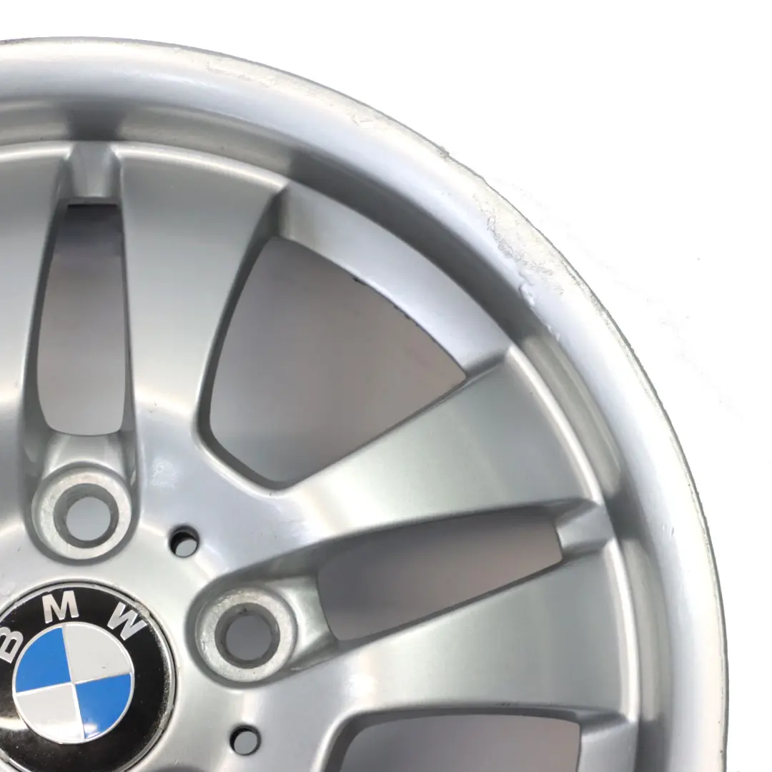 Cerchio in lega 16" Doppie razze 154 7J ET:34 per BMW E90 E91 con numero di parte 6775593 BMW E90 E91 Cerchio in lega 16" Doppie razze 154 7J ET:34 - SKU 6775593-1 - Numero di parte 6775593