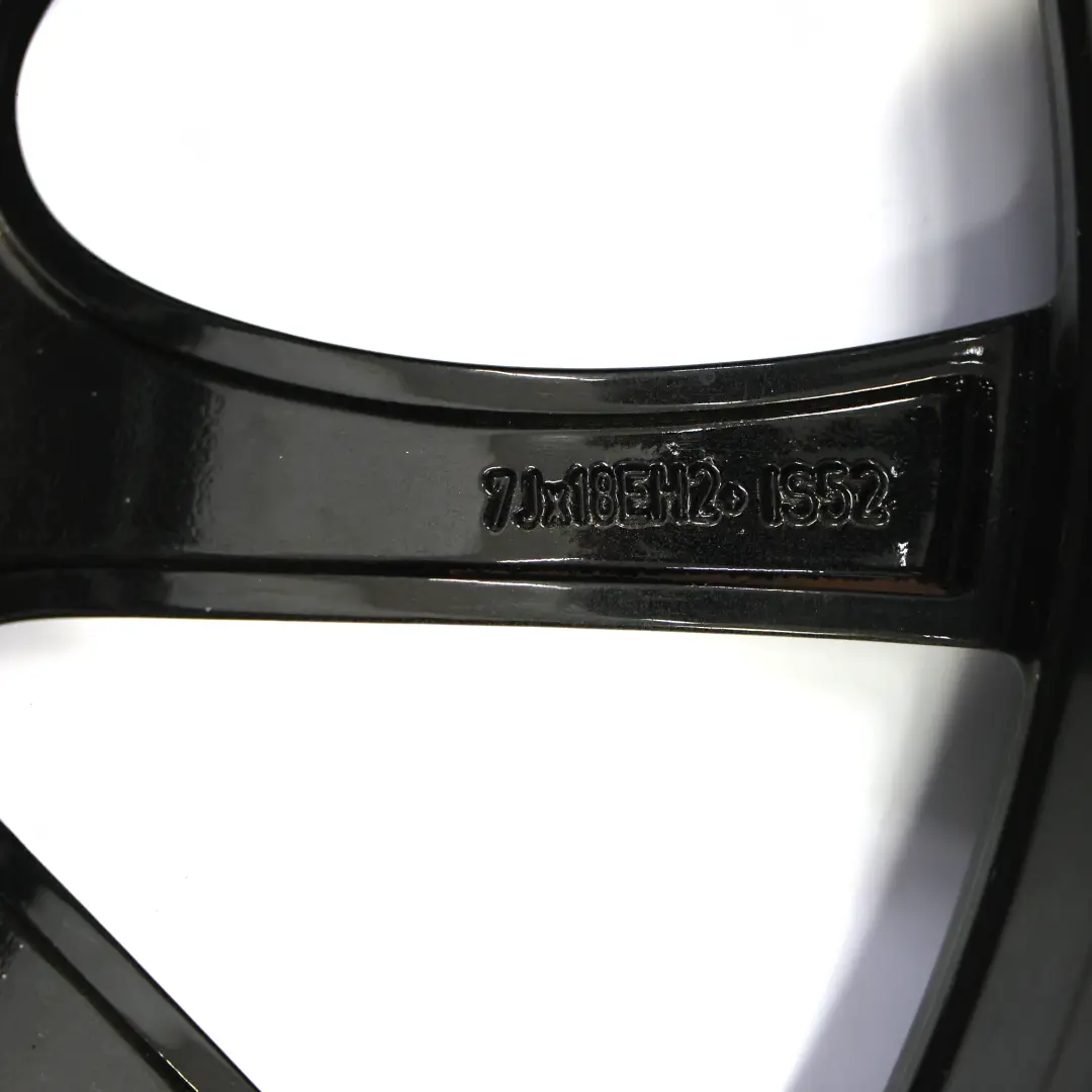 Felga Aluminiowa JCW 18" 7J do Mini R50 R56 o numerze 6778428 Mini R50 R56 Felga Aluminiowa JCW 18" 7J - SKU 6778428-1 - Numer Części 6778428